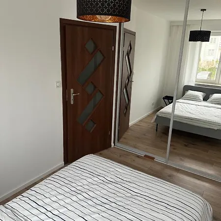Sdh 3 Comfortable Near Warsaw Apartamento