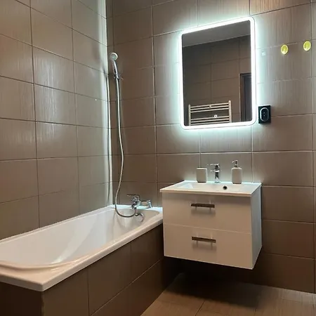 Apartment Sdh 3 Comfortable Near Warsaw Radzymin